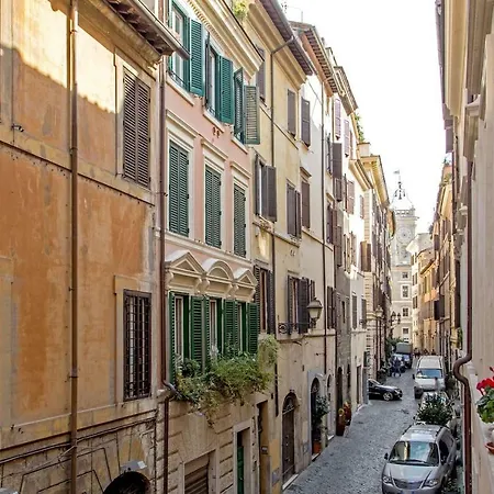 Stylish Apartment In Central Rome 